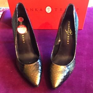 Ivanka Trump Green Metallic Faux Snake heels